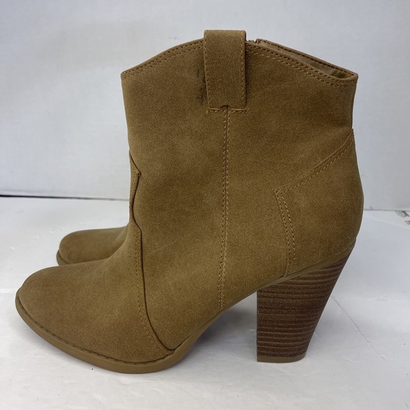 American Eagle Outfitters Shoes - American Eagle Outfitters Women's Boots / Heels Brown 10M